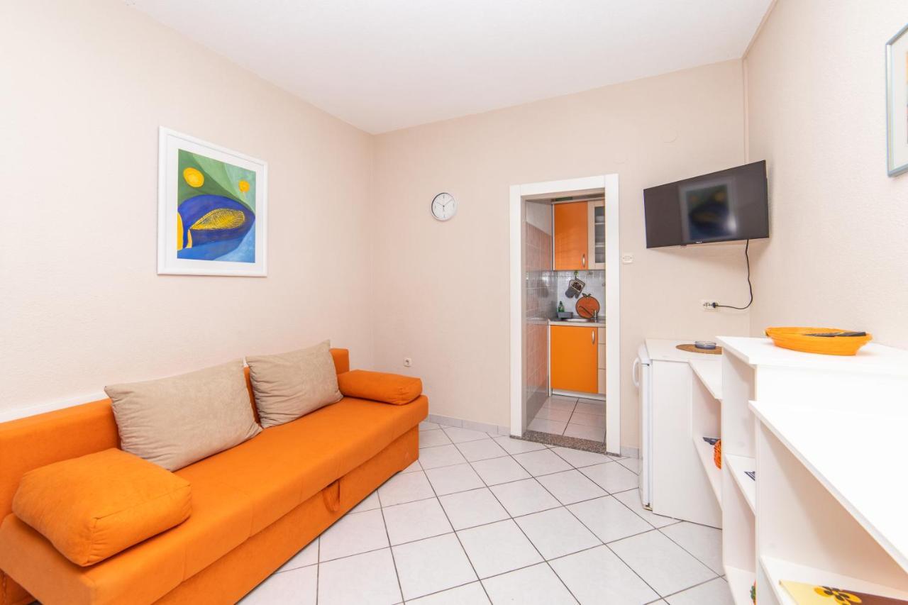 Apartmani Lile Gradac  Bagian luar foto