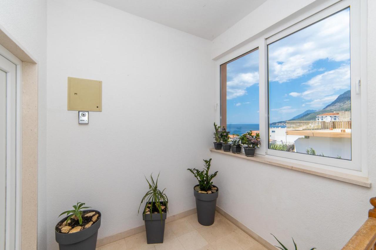 Apartmani Lile Gradac  Bagian luar foto