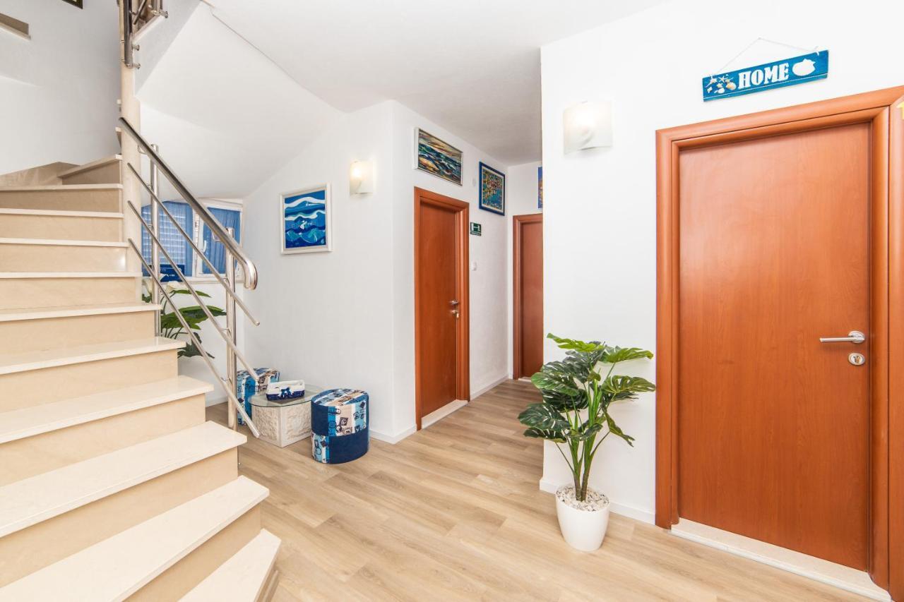 Apartmani Lile Gradac  Bagian luar foto